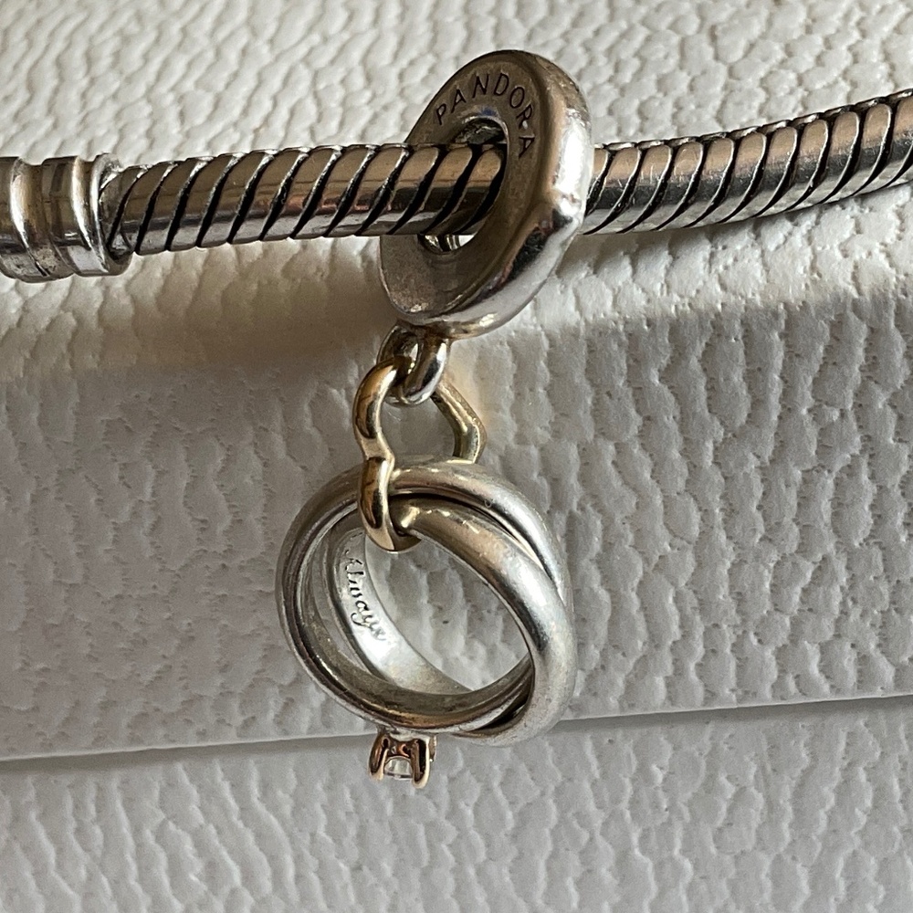 Pandora two tone double rings charm 14k gold and diamond - Picture 4 of 13